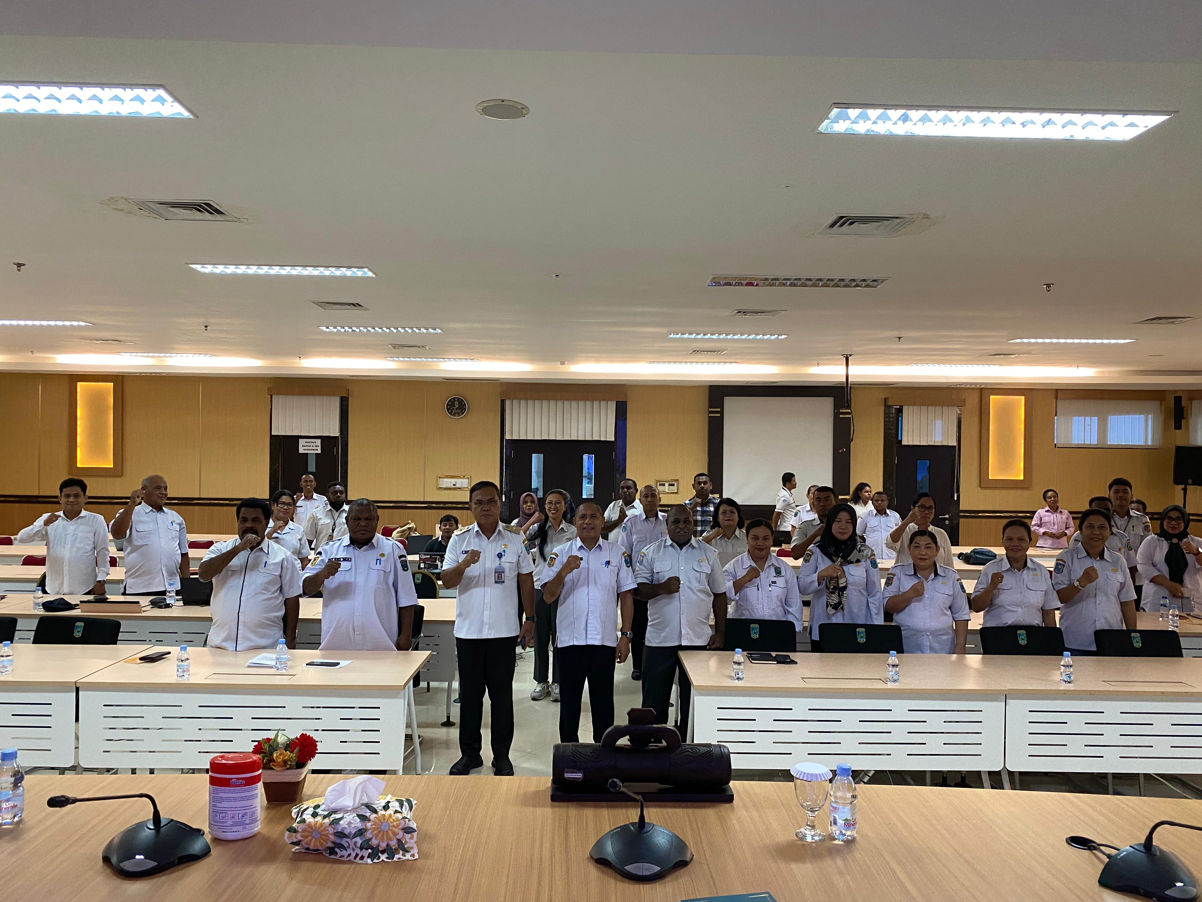 kegiatan Dinas Kominfor Persandian dan Statistik yang dilaksanakan di ruang rapat lantai 3 Kantor Gubernur Papua Barat