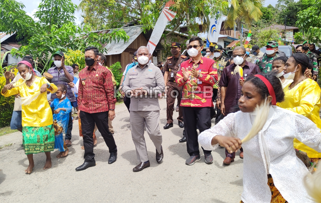 Perdana, 10 Ribu Pot Balsam Pala Fak-Fak Tembus Pasar Nasional