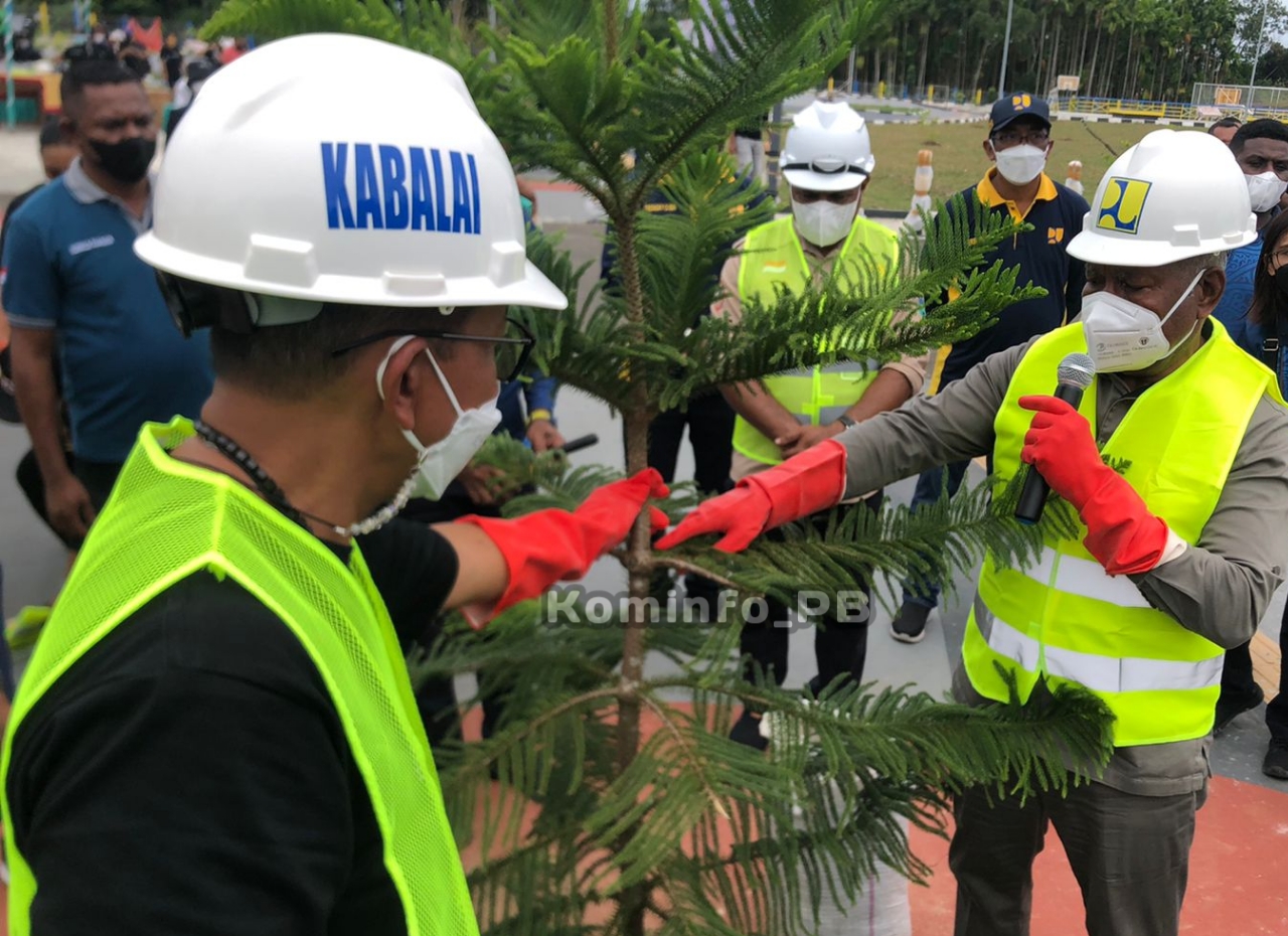 Berlangsung Sehari, Penanaman Pohon dan Ziarah Makam Jelang Hari Bakti PUPR Ke-76