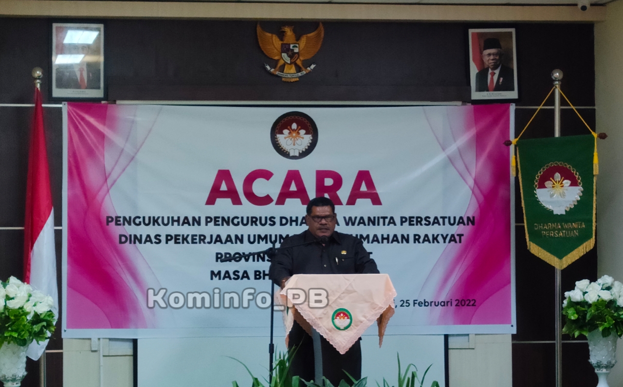 Kadis PUPR Papua Barat Dukung Dharma Wanita, Juga Ingatkan Suami Tak Tahan Istri Dirumah