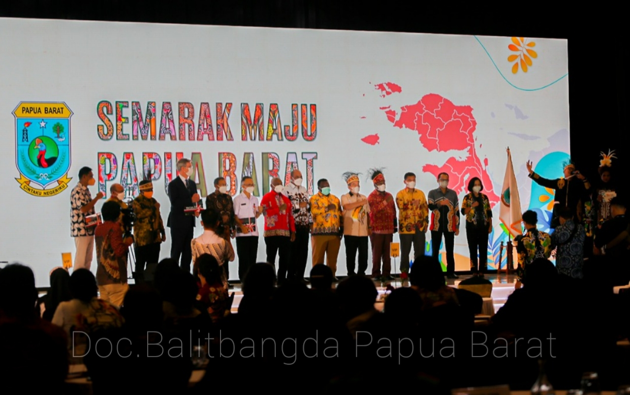 Capaian Kinerja Lima Tahun Diekspose Gubernur Dalam Event Semarak Maju Papua Barat