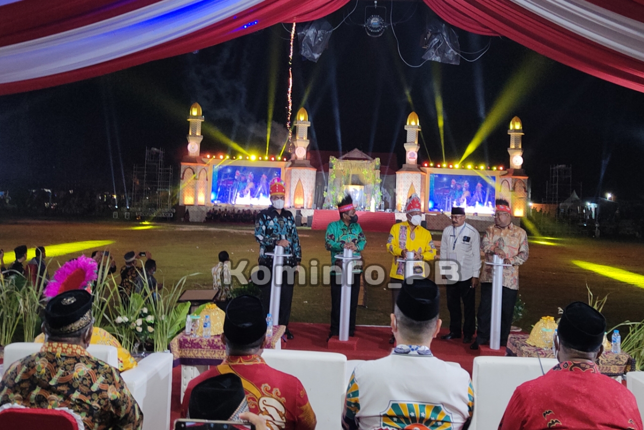 Megahnya Pembukaan MTQ Ke-IX Tingkat Provinsi Papua Barat, 8 Cabang Dipertandingkan