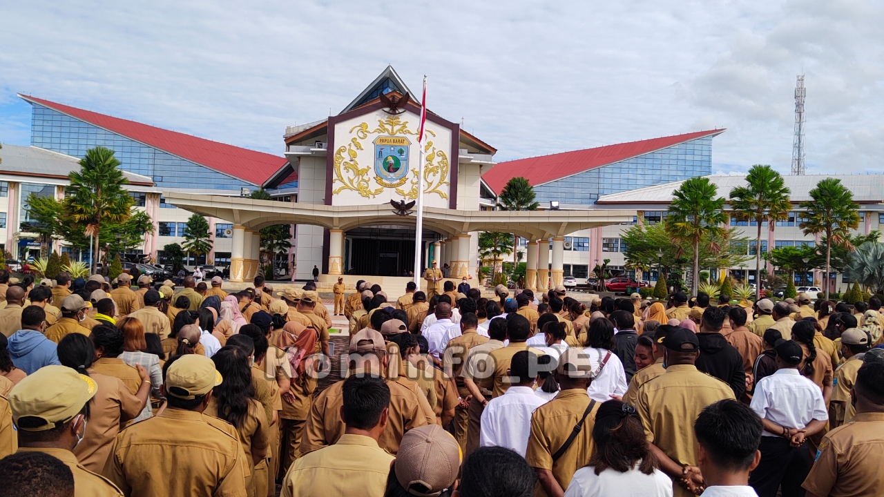 Pimpin Apel Perdana, Pj. Gubernur Papua Barat Tekanan ASN Pelayanan Maksimal Kepada Masyarakat