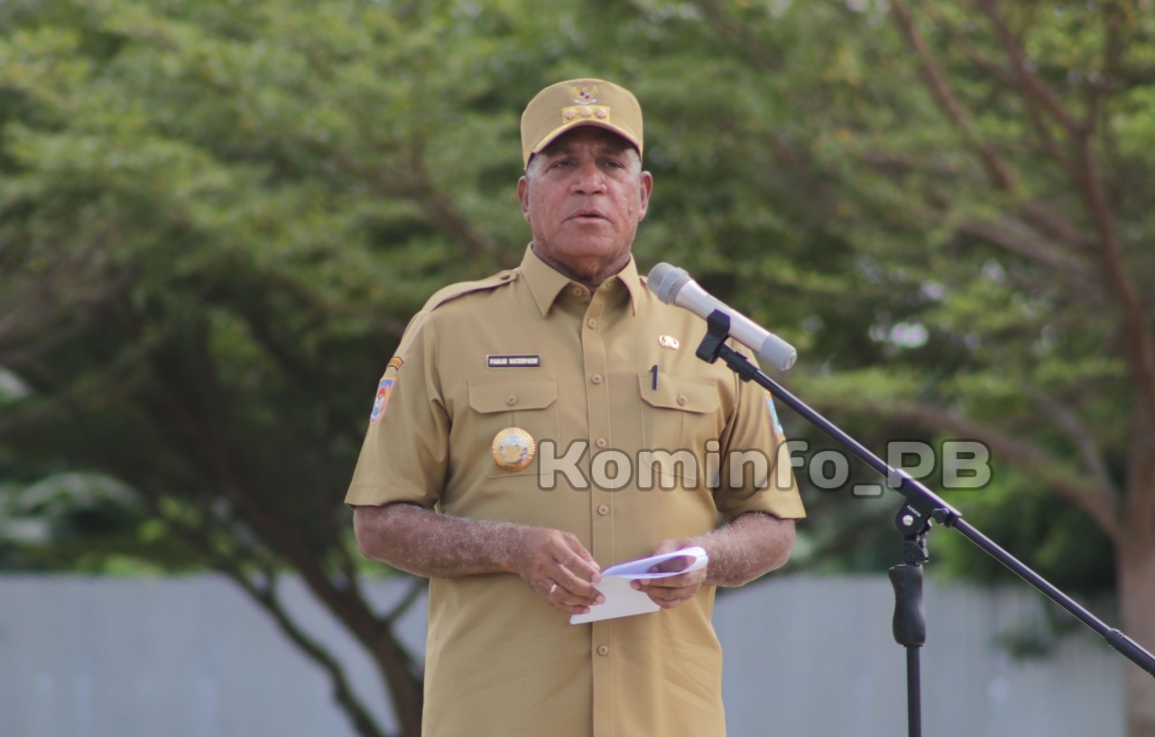 Pj. Gubernur Papua Barat Beri Instruksi Sekda dan Kepala BPBD Salurkan Bantuan Tanggap Darurat Pasca Banjir di Teluk Wondama