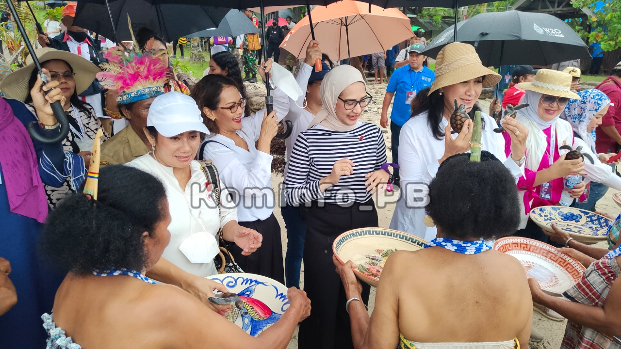 Hari Kedua Event W20 Papua Barat, Kunjungan Pusat Pemerintahan, Situs Pulau Mansinam dan Pelepasan Tukik