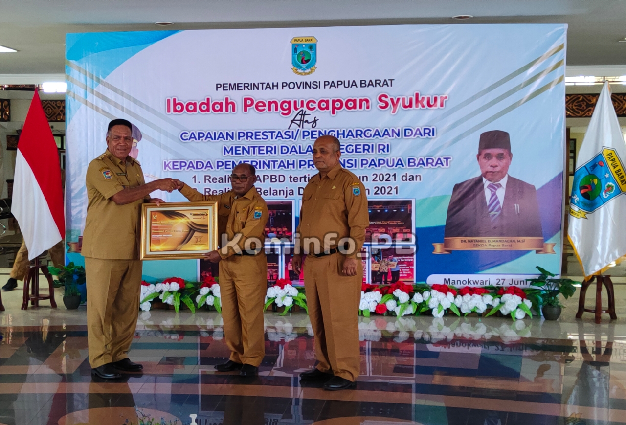 Pemprov Papua Barat Gelar Syukuran Dua Penghargaan Kemendagri, Pj. Gubernur : Tuhan yang punya kuasa