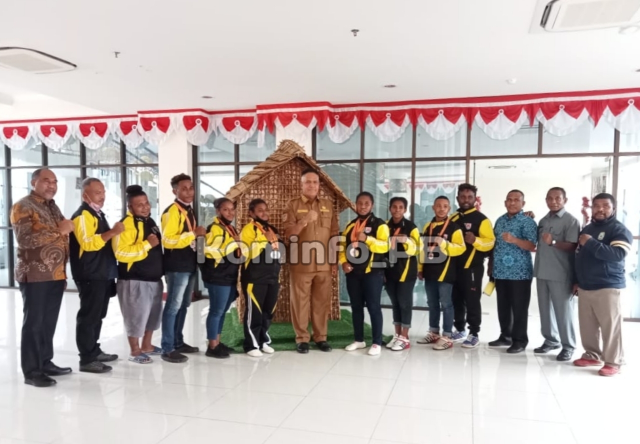 Pj. Gubernur Waterpauw Akan Gelar Syukuran, Apresiasi Belasan Medali yang Diraih PABERSI Papua Barat