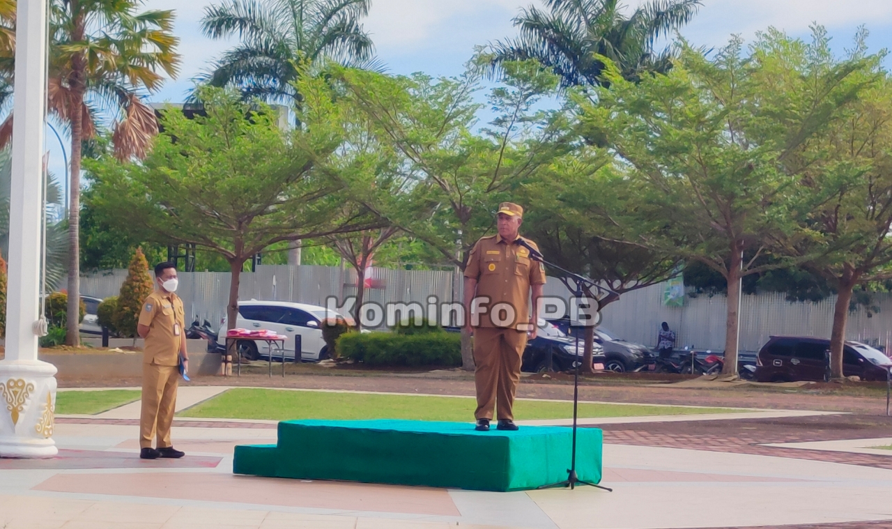 Pj. Gubernur Papua Barat Paparkan Sejumlah Poin Penting Saat Apel Senin Pagi