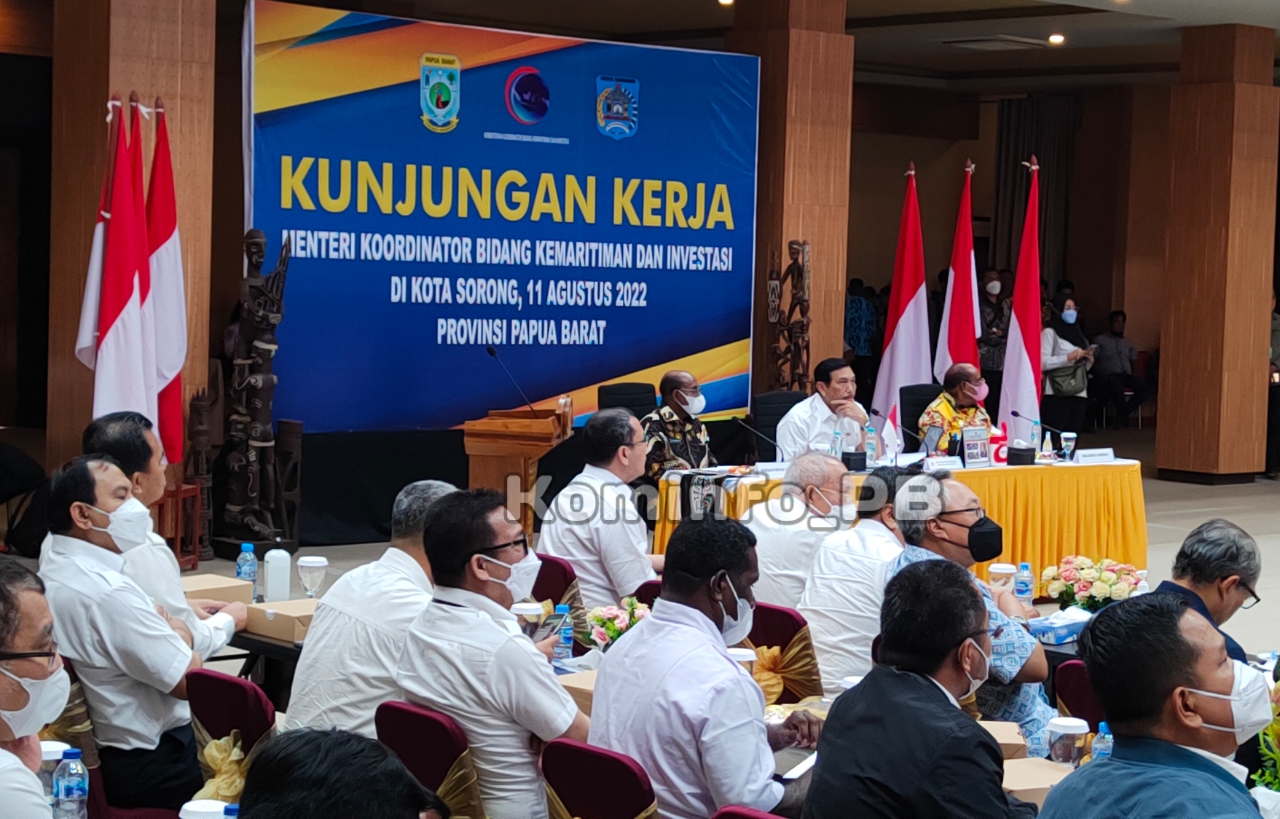 Menko Kemaritiman dan Investasi RI, Luhut Panjaitan Tekankan Sejumlah Poin Saat Rakor di Kota Sorong, Berikut Selengkapnya
