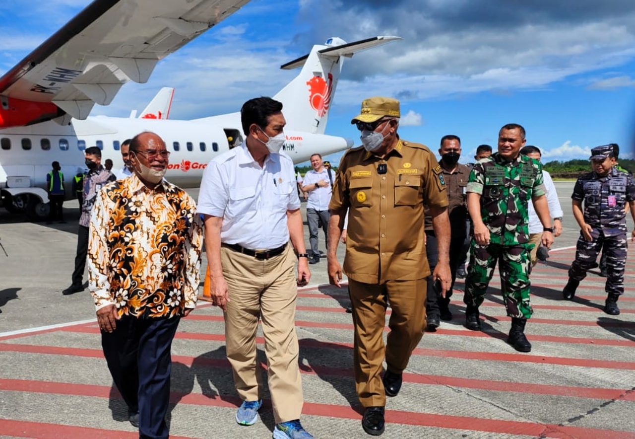 Pj. Gubernur Papua Barat Ketemu Menko Marves Luhut Panjaitan, Waktu Dekat Dijadwalkan Pertemuan di Jakarta