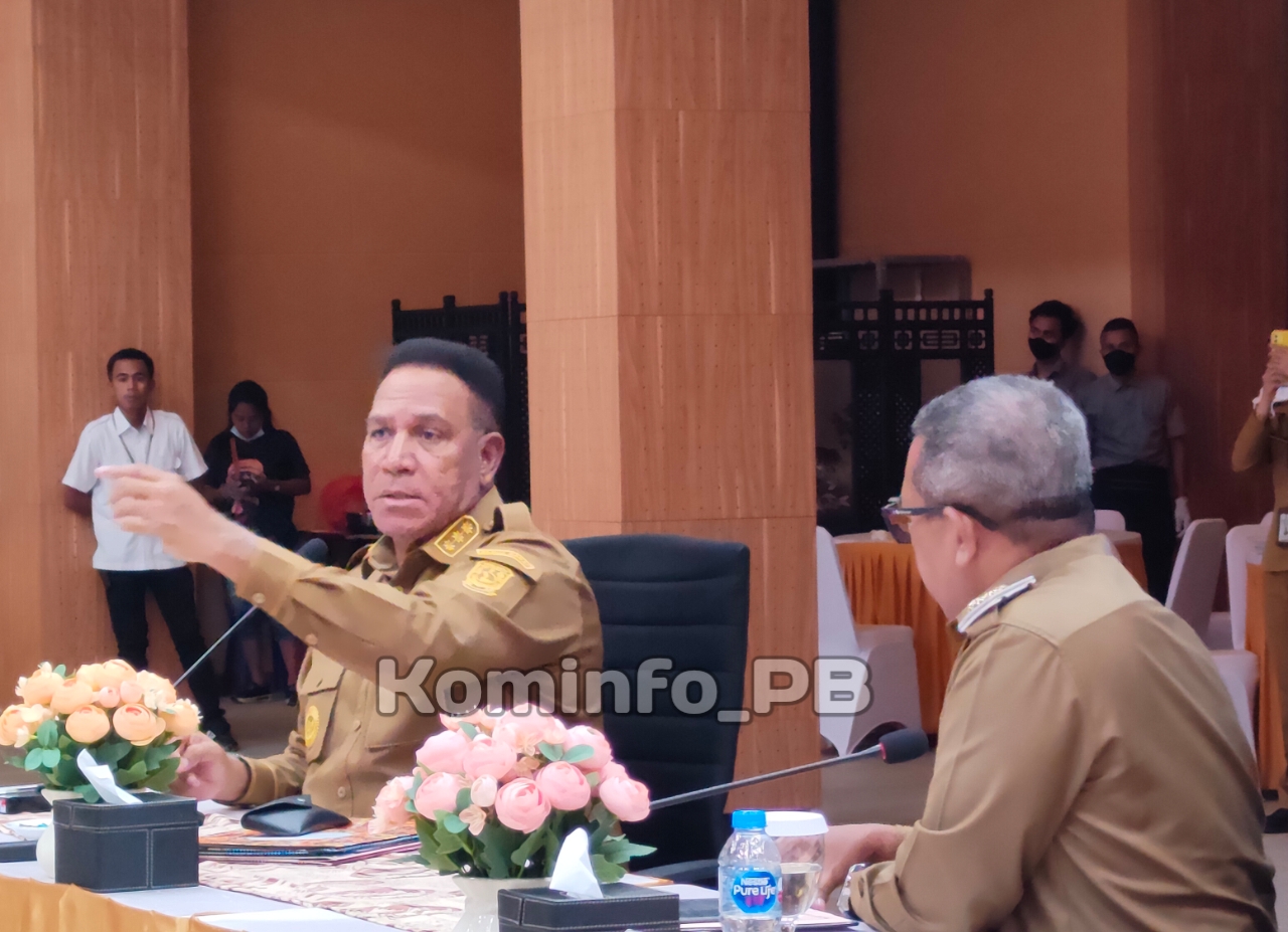 Penjabat Gubernur Papua Barat Perintah Tutup Sementara Aktifitas Galian 