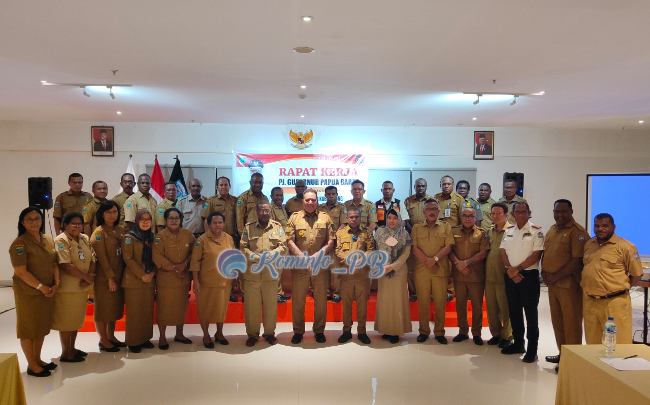 Penjabat Gubernur Papua Barat Instruksikan Bupati Sorong Manfaatkan APBD Beli Produk Lokal