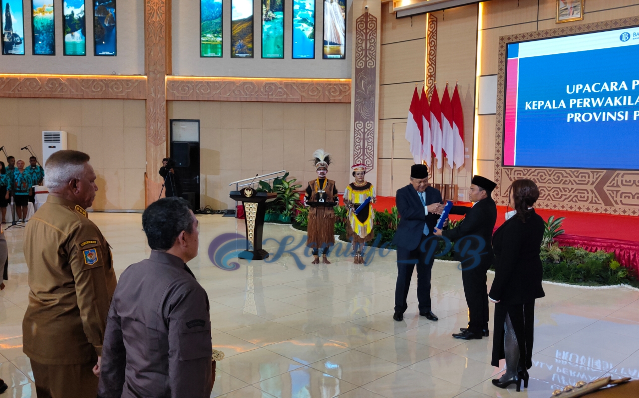 Penjabat Gubernur Paulus Waterpauw Hadiri Pengukuhan Kepala KPw BI Papua Barat