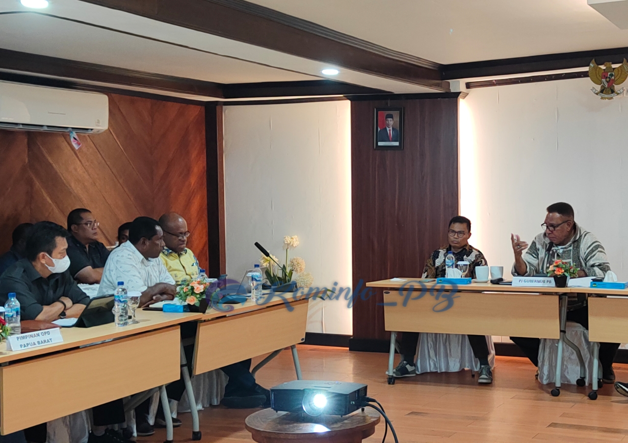 Penjabat Gubernur Papua Barat Perintahkan Bentuk Pusat Layanan Kebutuhan Administrasi Nelayan