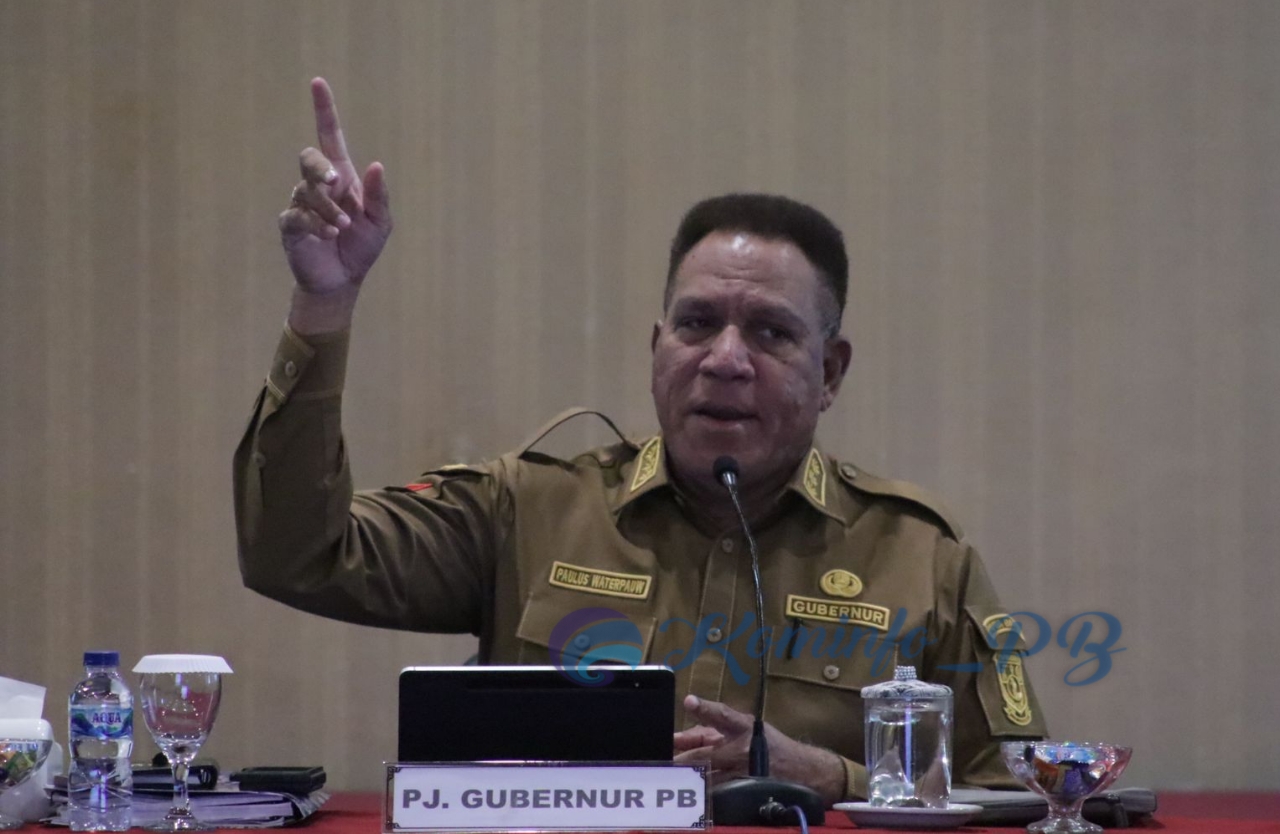 Rapat Lanjutan TPID, Pj. Gubernur Waterpauw Mengecek Stok Bahan Pokok Papua Barat