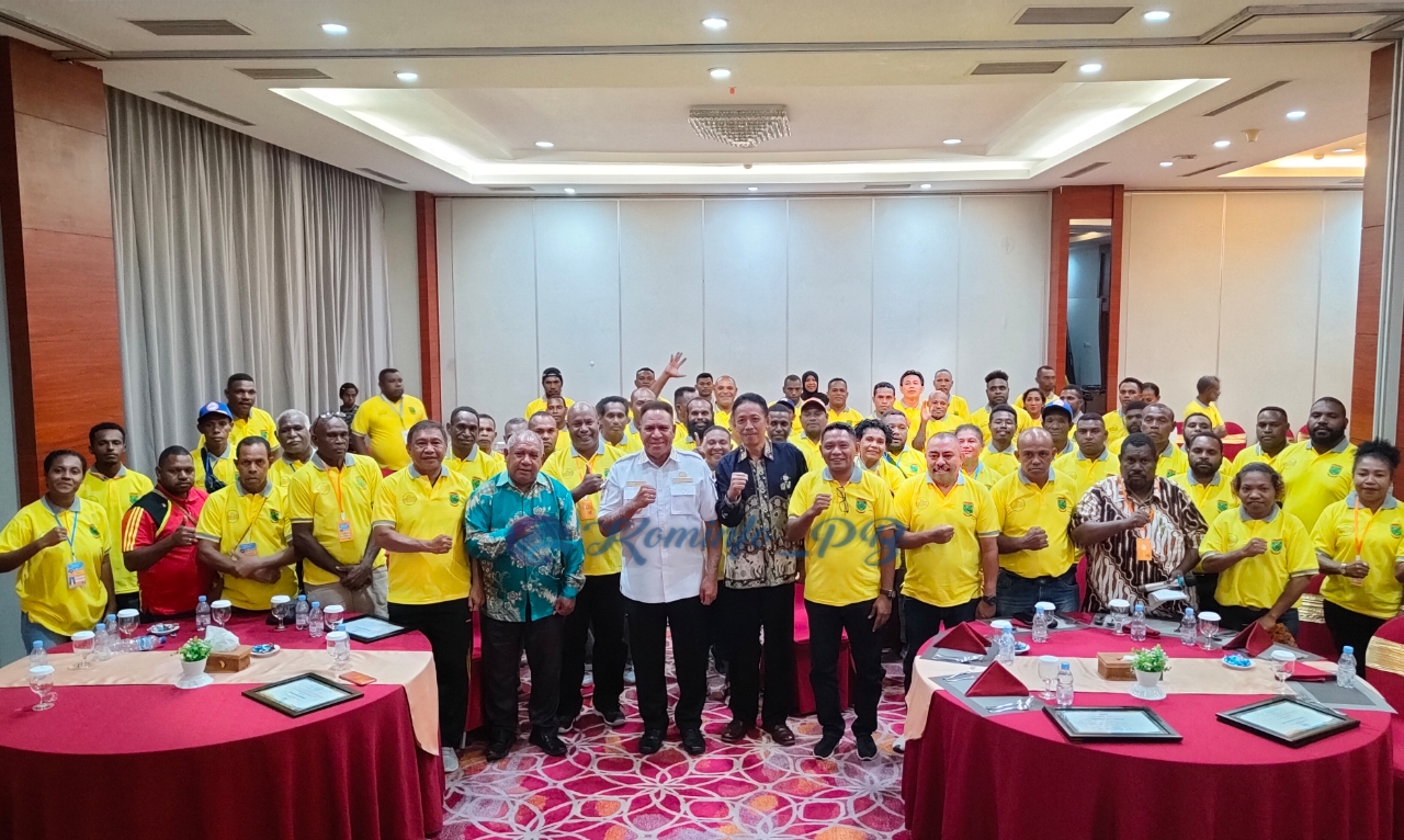 Pj. Gubernur Waterpauw Komitmen Besarkan PBVSI Papua Barat, Ingatkan Mandiri Tak Harap Biaya Pemerintah
