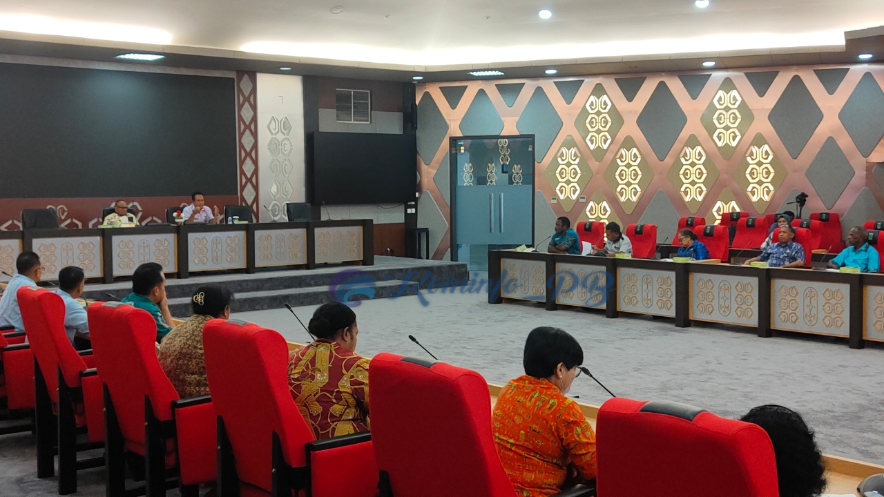 Merajut Kebhinekaan, Atribut Adat Bakal Warnai Puncak Peringatan Hardiknas 2023 di Papua Barat