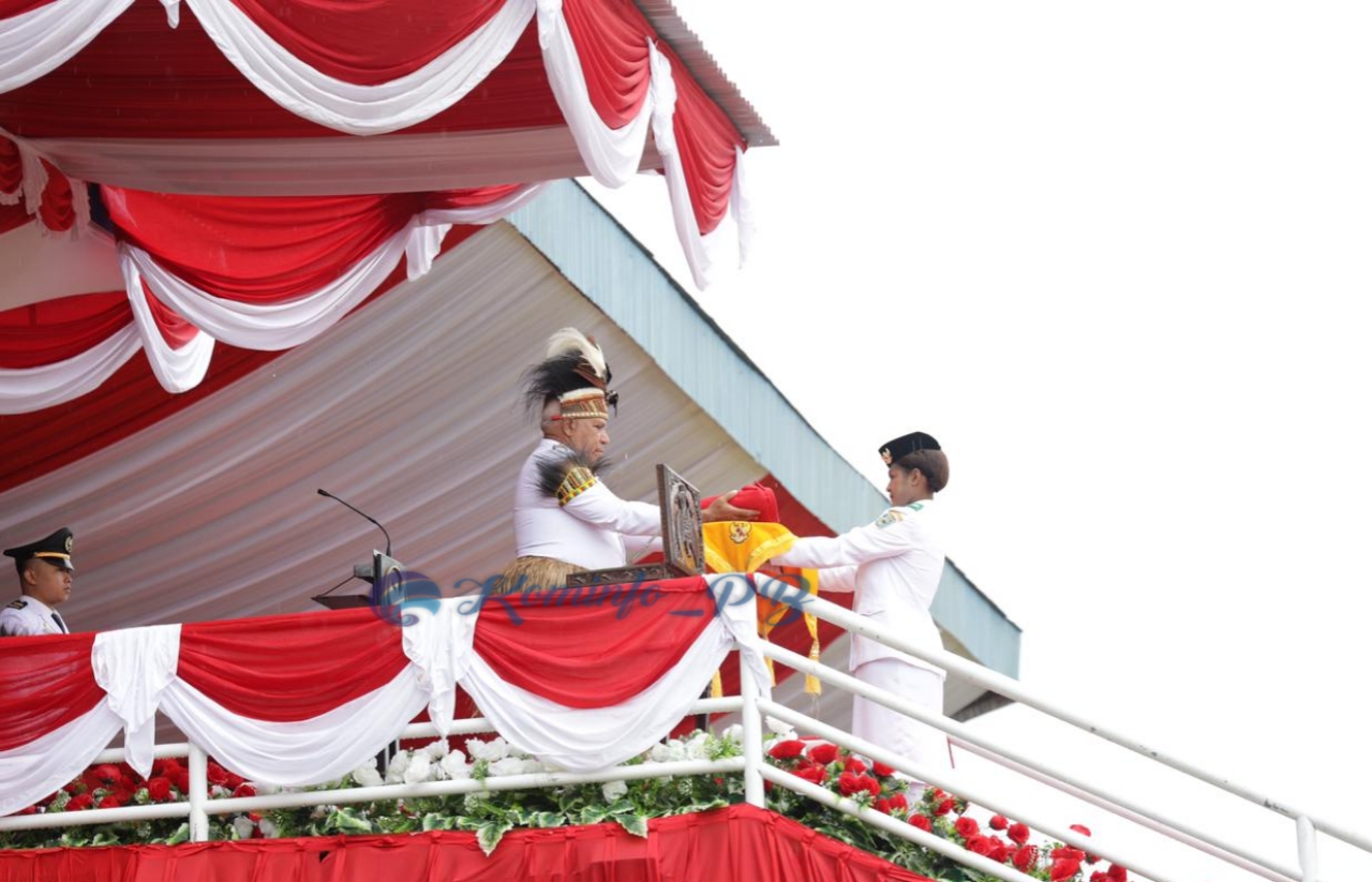 Peringati HUT RI Ke-78, Sang Saka Merah Putih [...]