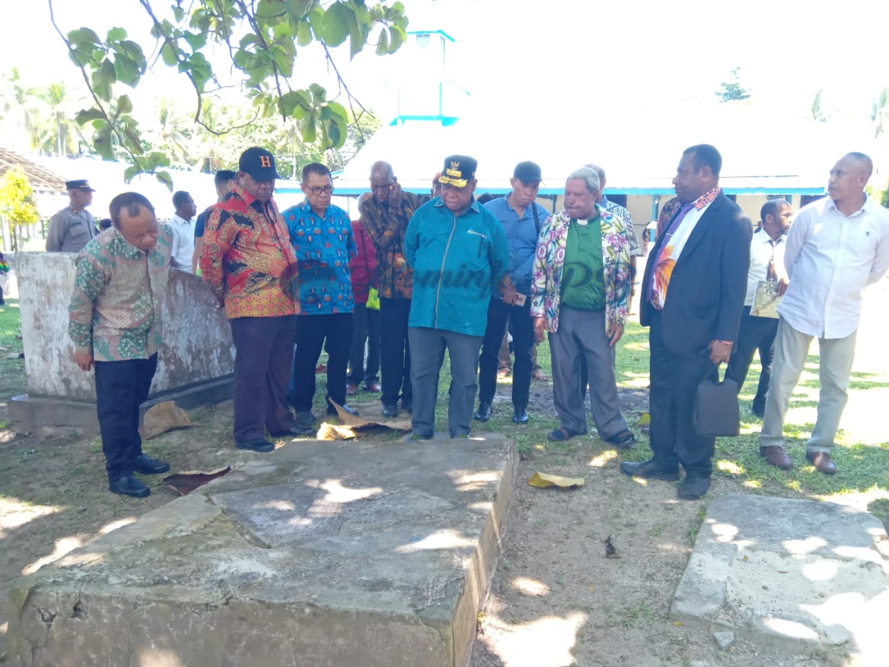 Awali Tugas Kerja Di Papua Barat, Pj. Gubernur Temongmere Kunjungi Pulau Mansinam