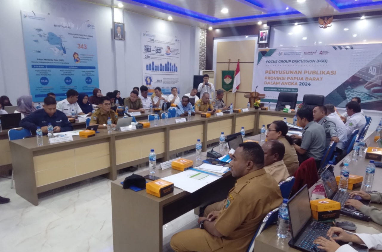 FGD BPS dan Lintas Sektor OPD Mantapkan Publikasi Papua Barat Dalam Angka 2024