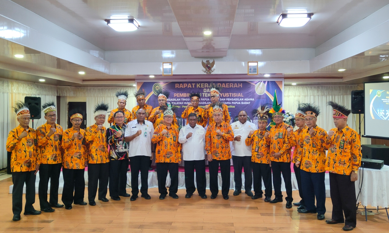 Buka Rakerda PTA Papua Barat, Pj. Gubernur Ali Baham Harap Kolaborasi Tangani Isu Nasional