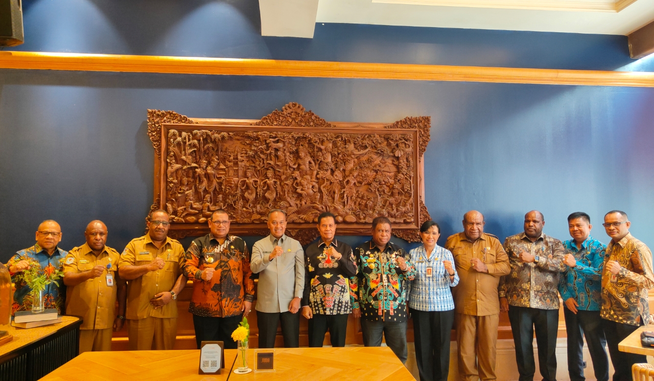 6 Gubernur Se-Tanah Papua Gabung Jurus, Silaturahmi dan Kolaborasi dalam Persatuan
