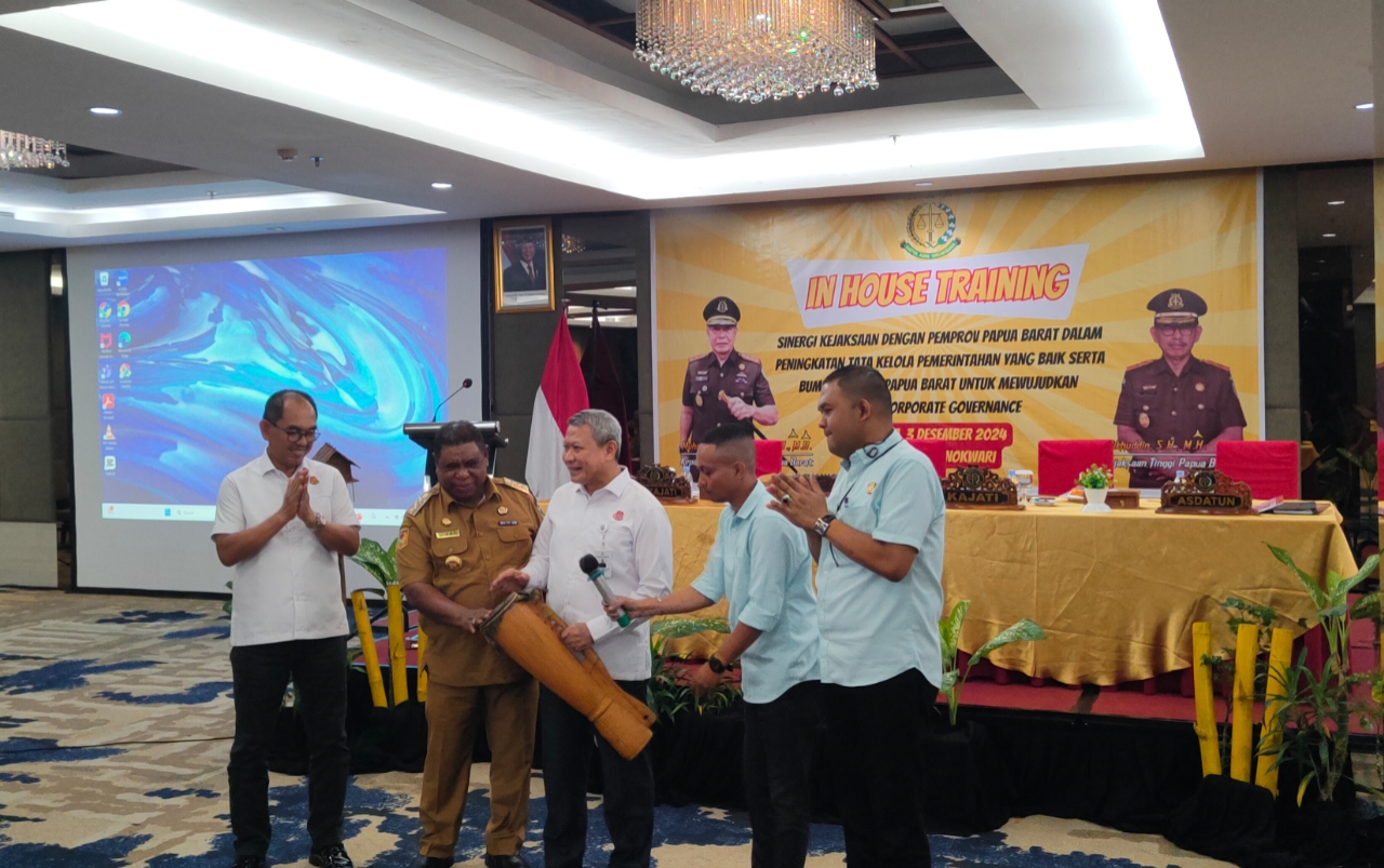 Pj. Gubernur Ali Baham Hadiri In House Training Kejati Papua Barat, Sinergitas Wujudkan Good Corporate Governance