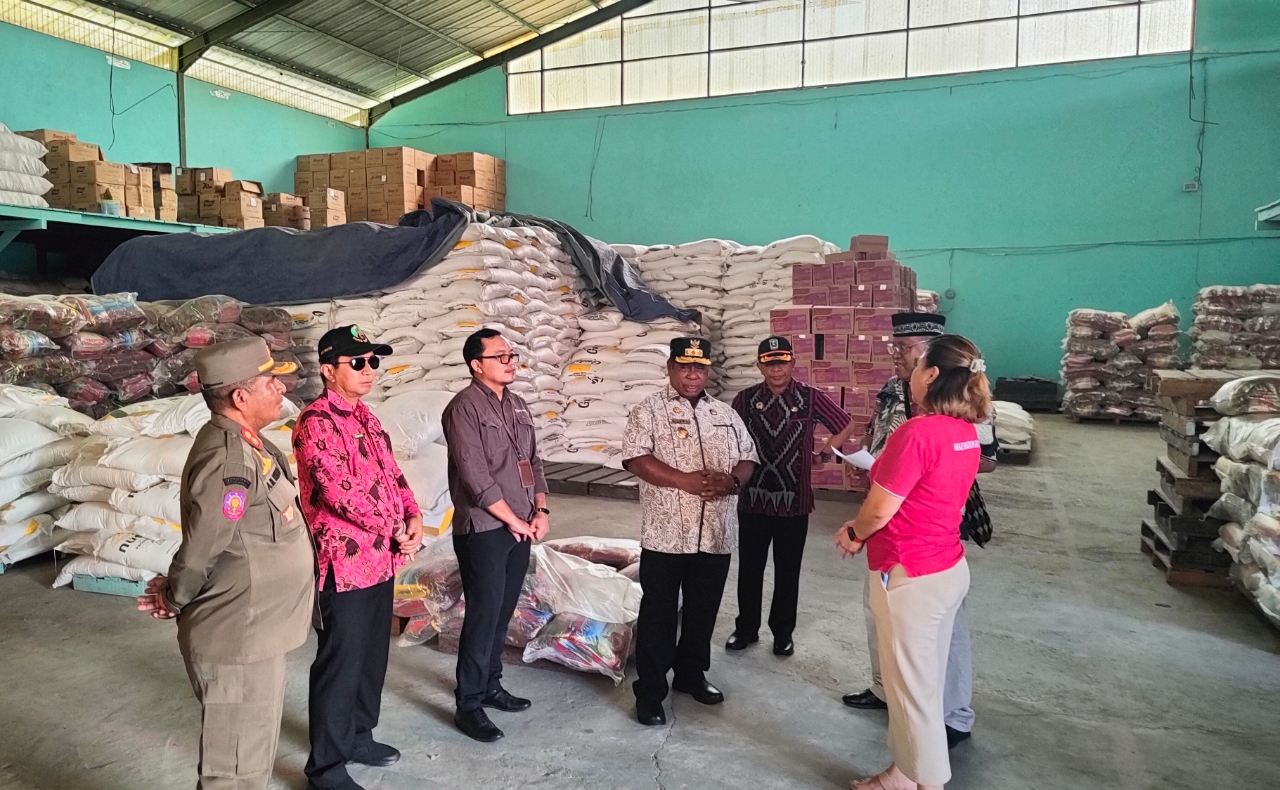 Pj. Gubernur ABT Serukan Masyarakat Jangan Khawatir, Stok Bapok Jelang Nataru Aman