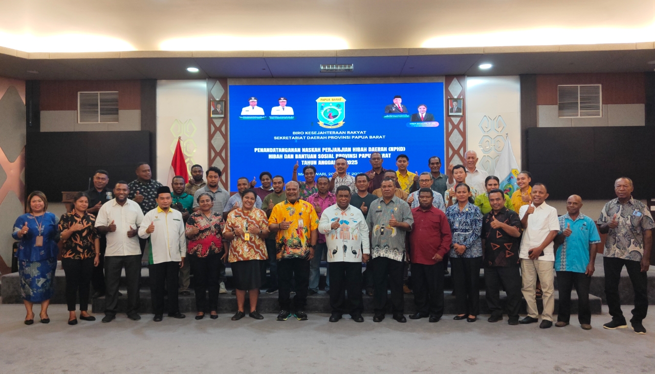Resmi Ditandatangani NPHD Hibah Bansos Papua Barat 2025 Kepada 186 Penerima, Total Anggaran 88,9 Miliar