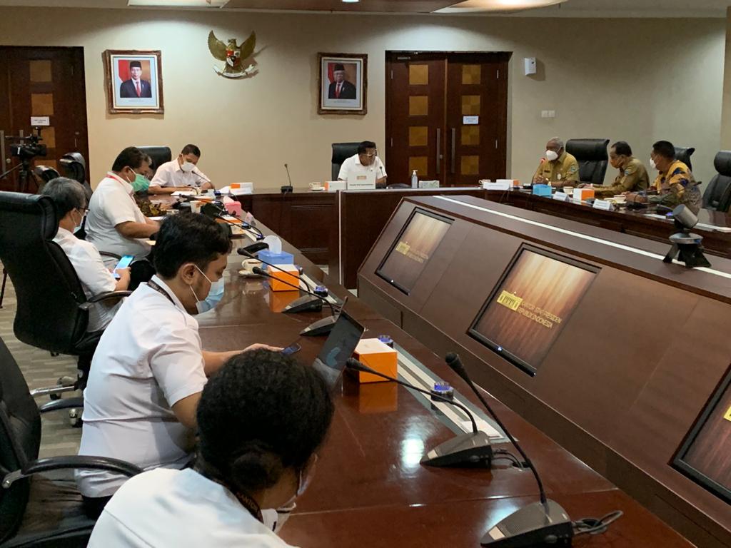 Gubernur Papua Barat Sampaikan Sejumlah Poin Saat Temui Kepala Staf Kepresidenan di Jakarta