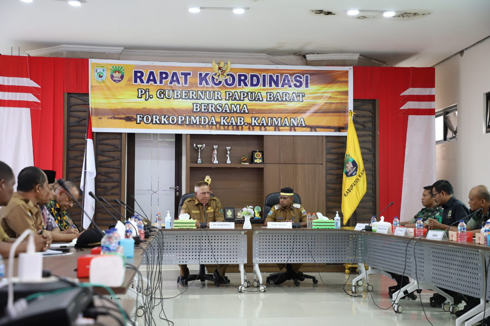 Kunker ke Kaimana, Gubernur Waterpauw minta Pemkab Seriusi Penanganan Stunting dan Kemiskinan Ekstrem