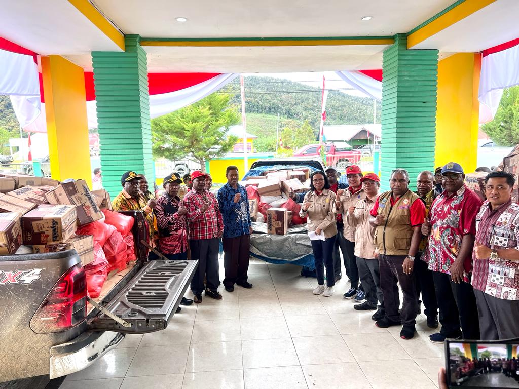 Diguyur Hujan Deras, Satgas Stunting Papua Barat Tetap Turun Lapangan ke Pegaf