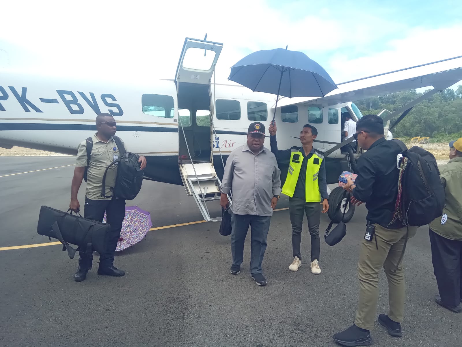 Hari Ini Pj. Gubernur Ali Baham Kunker Ke FakFak Pantau dan Ikut Pemilu