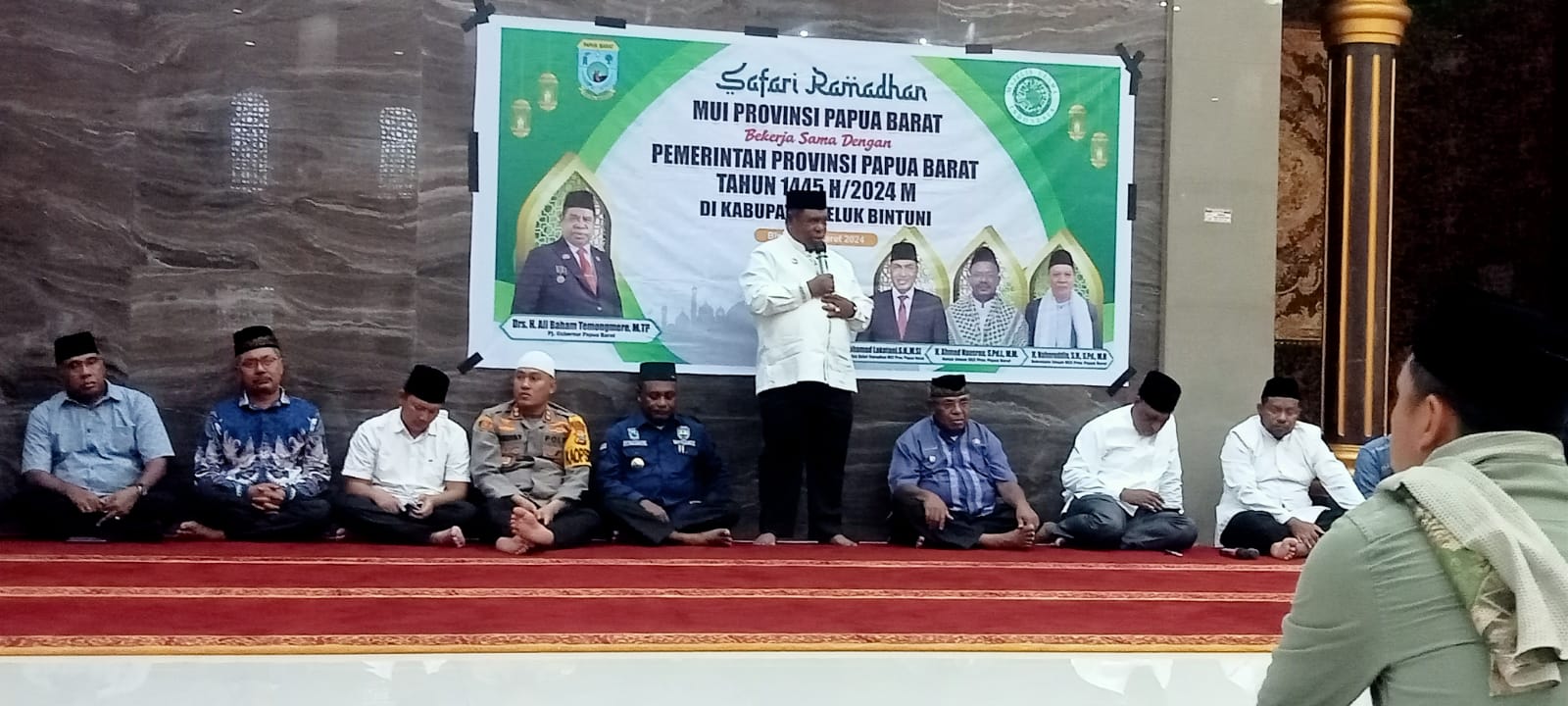Safari Ramadhan Pj. Gubernur Ali Baham, Kembali Ajak Warga Bintuni Ikut Ciptakan Kondusifitas Daerah