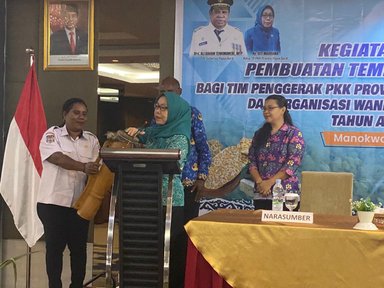 Pj. Ketua TP PKK Papua Barat Buka Kegiatan Pelatihan Pembuatan Tempe dan Olahan Tempe 2024