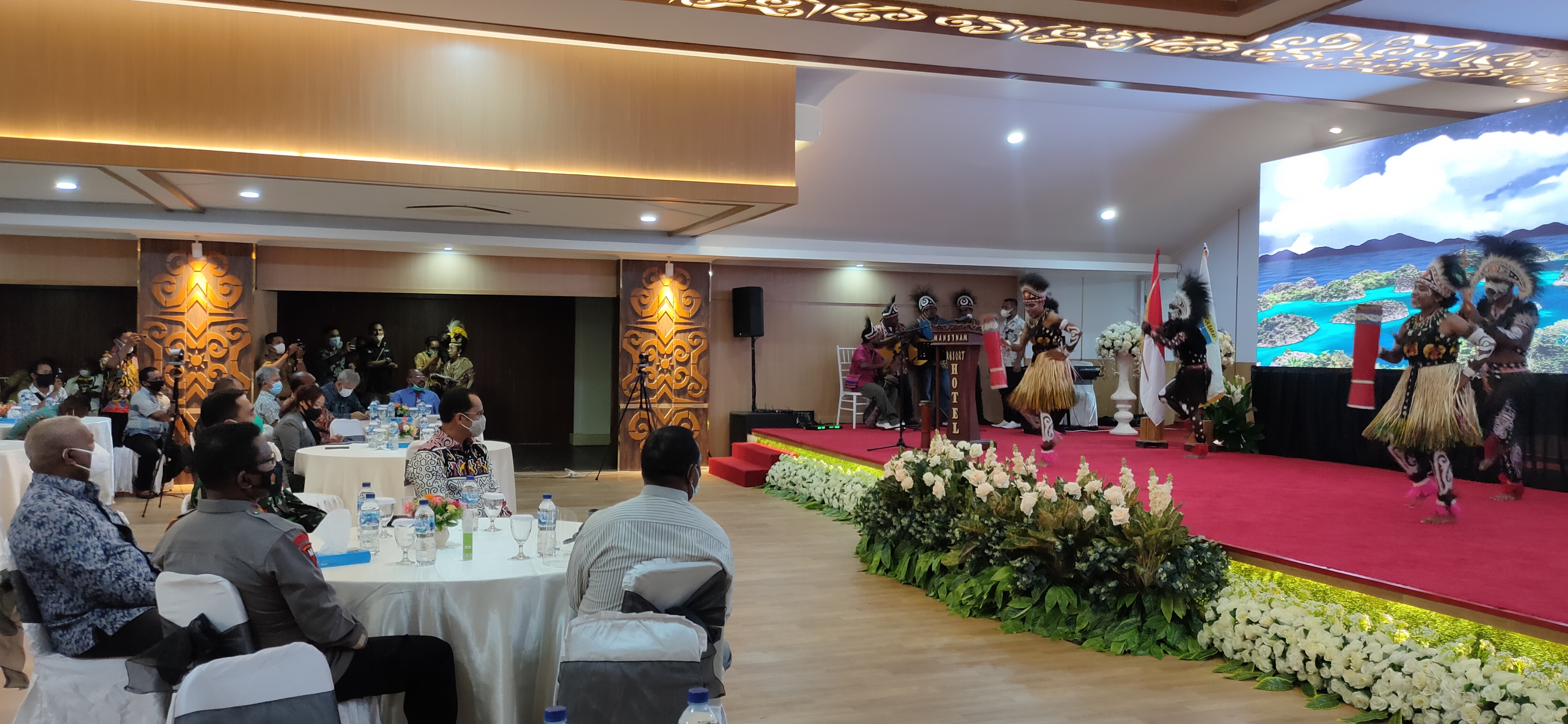 Capaian Hasil Riset dan Inovasi Daerah Balitbangda Papua Barat Tahun 2020 Diekspose
