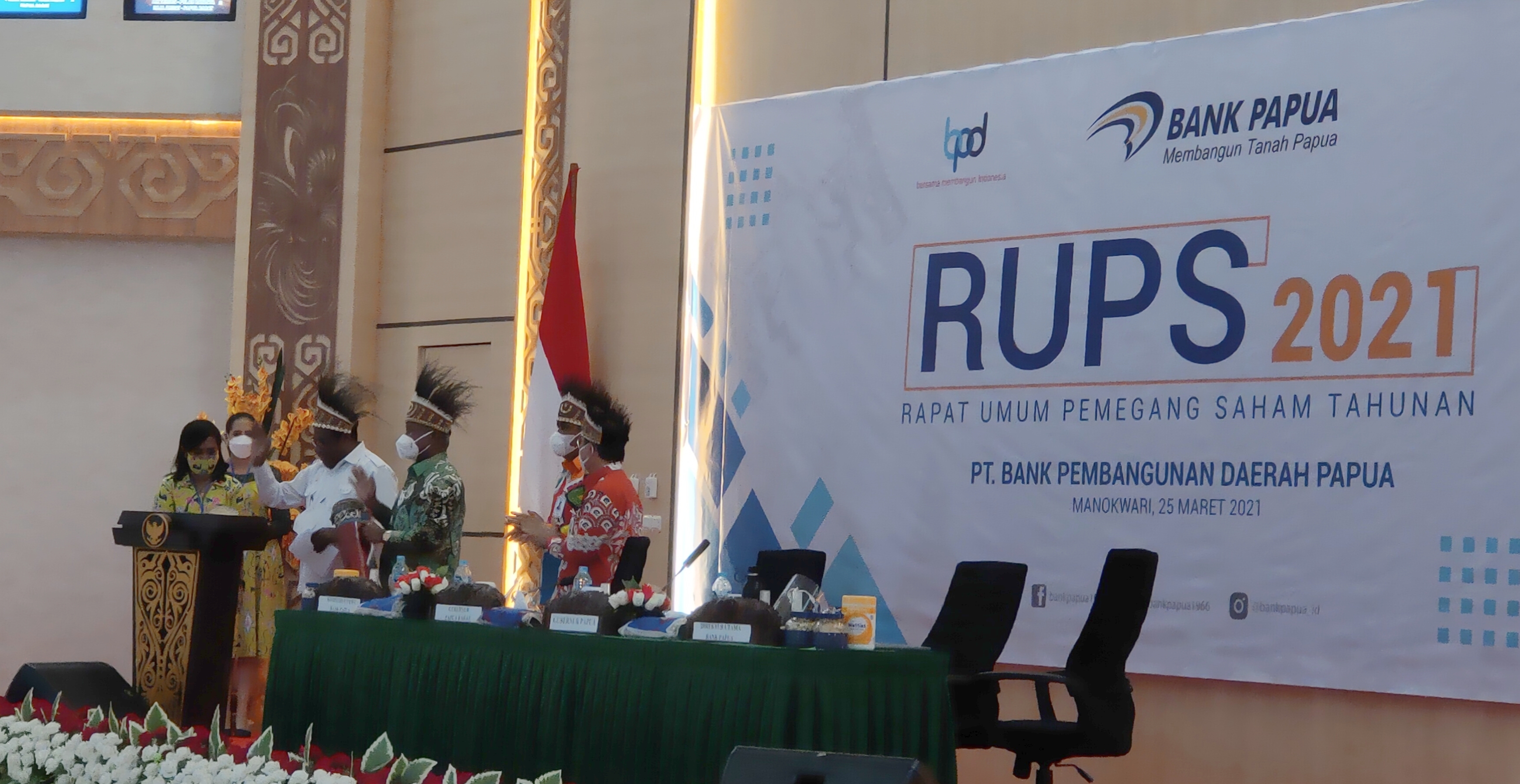Pemindahan Kas Daerah Papua Barat di PT. Bank Papua Diapresiasi Saat Pembukaan RUPS 2021