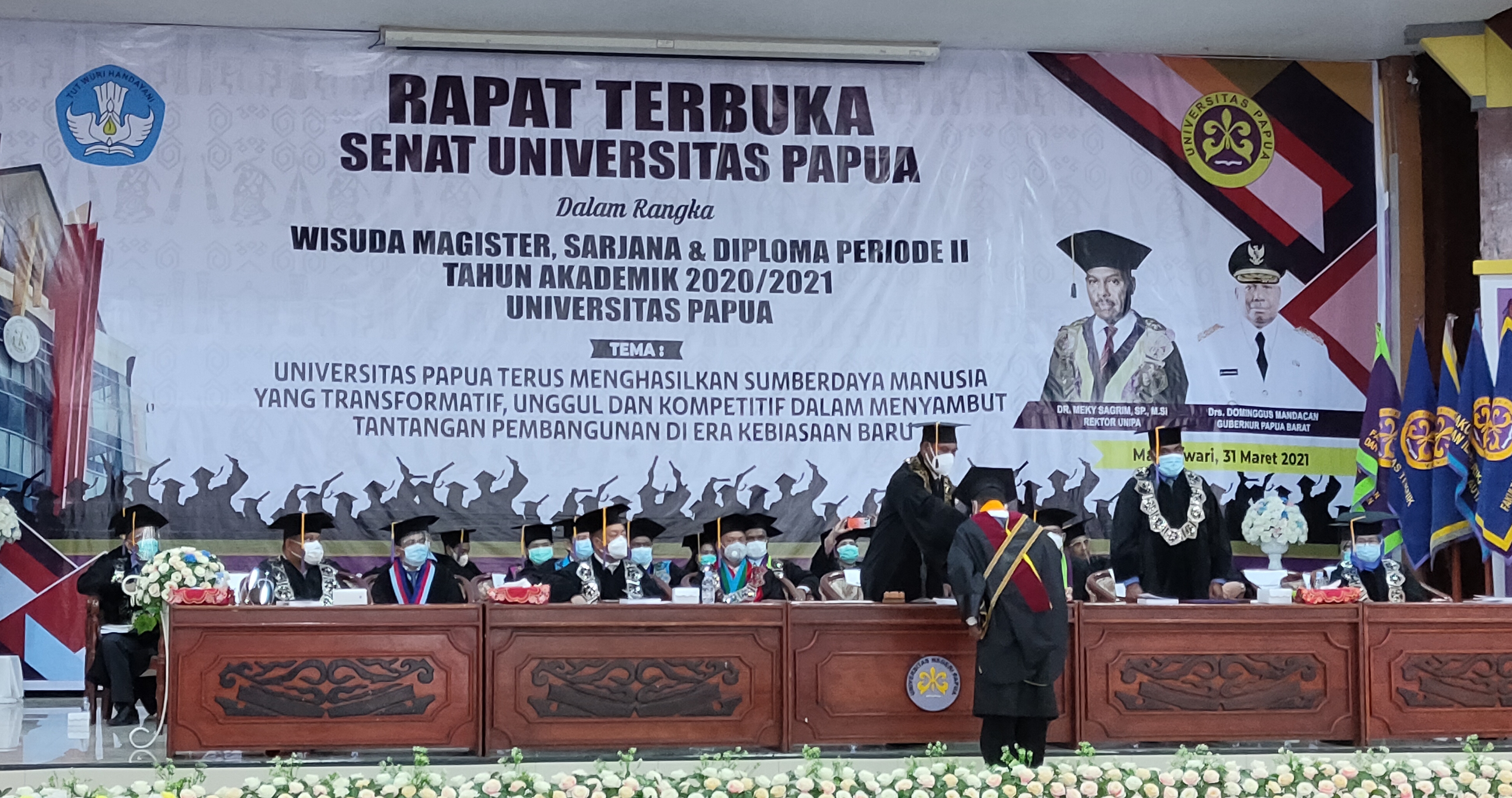 Universitas Papua Luluskan 395 Wisudawan/i,  Diingatkan Tingkatkan Kualitas