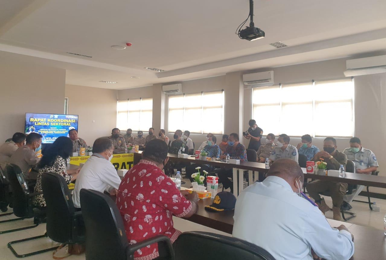 KTL-PRO Mansinam Wujud Tertib Lalu Lintas dan Prokes Covid-19