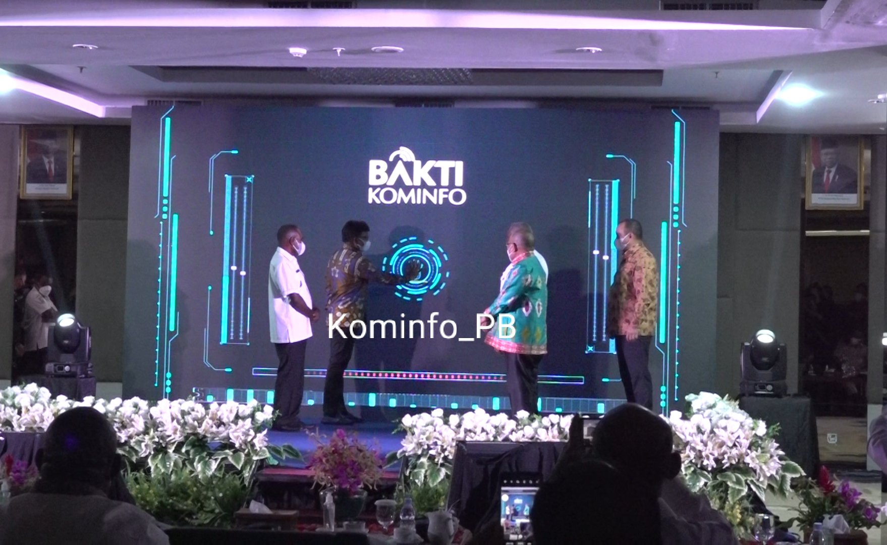 BTS 4G Papua Barat Diresmikan, Menkominfo RI : Manfaatkan dan Jaga Bersama