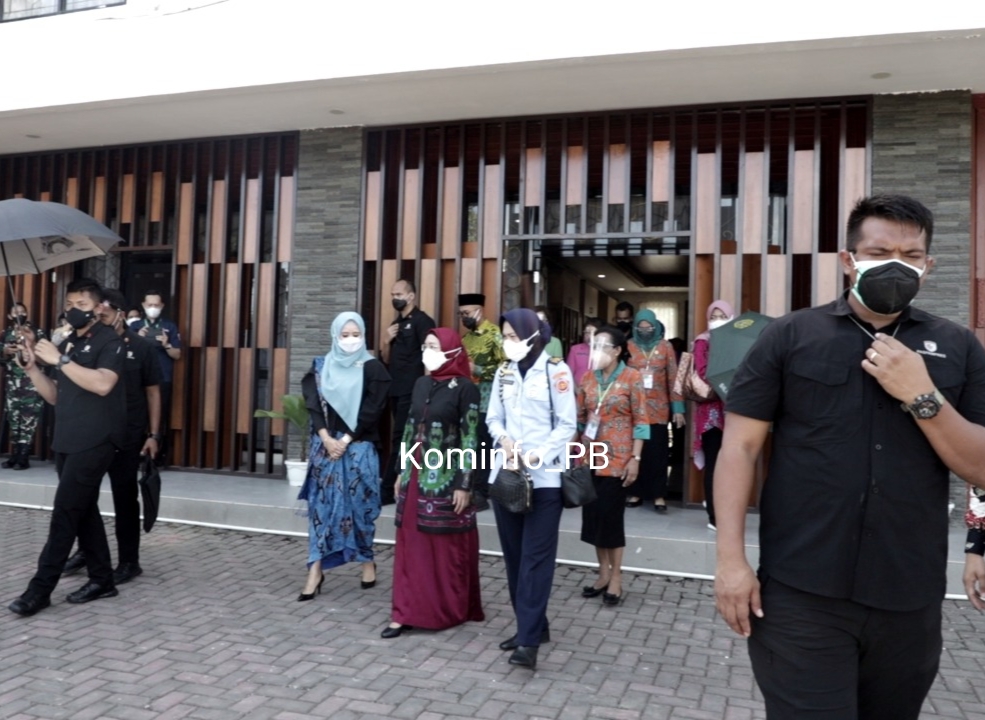 Ketua Umum Dekranas Pusat Kunjungi Sekretariat Dekranasda Papua Barat