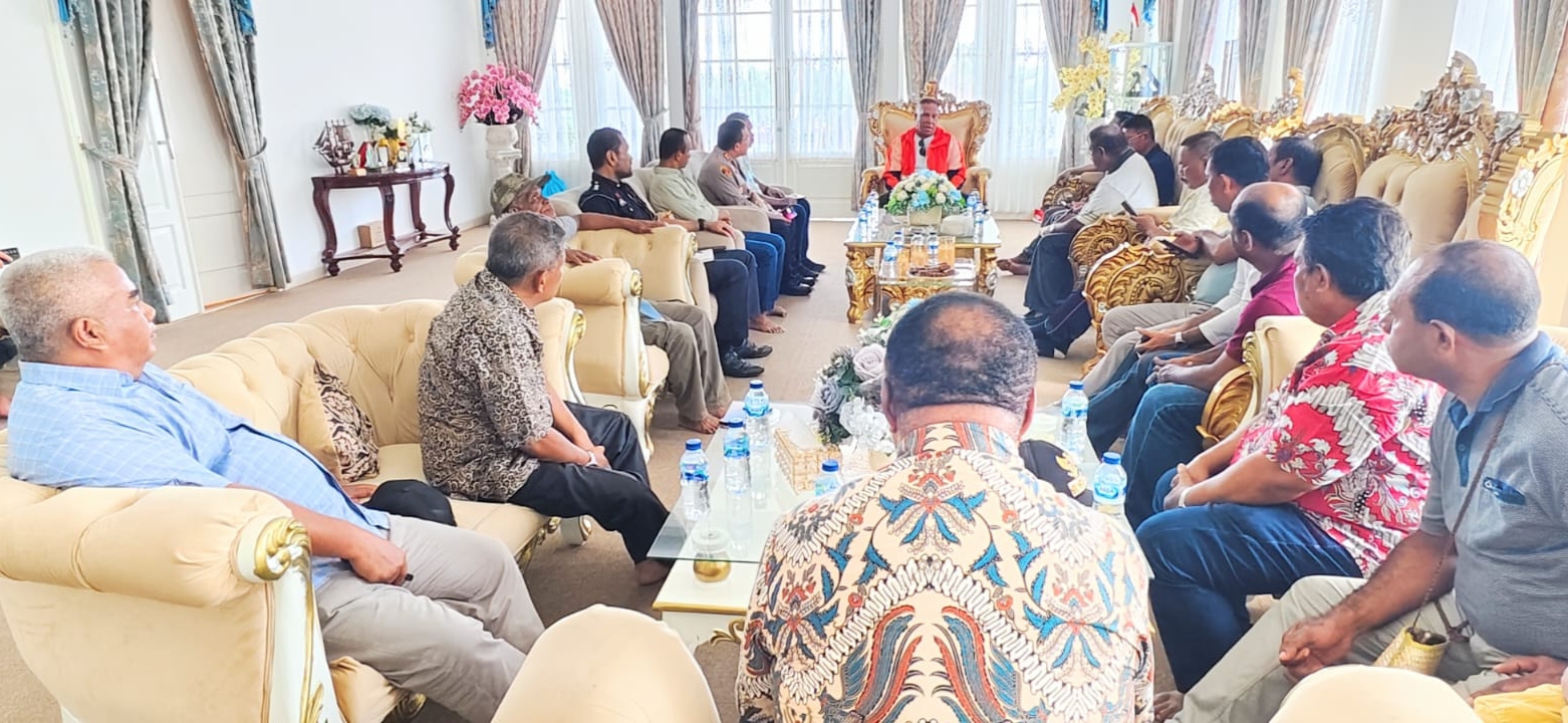 Masih tetap di Fakfak, Gubernur Waterpauw lakukan Rapat koordinasi Merespon situasi kemanan di Fakfak