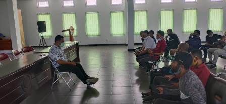 Kaum Muda Fakfak Beri Dukungan Moril dan Spirit Untuk dr. Subhan Rumoning, Fokus Tangani Covid -19